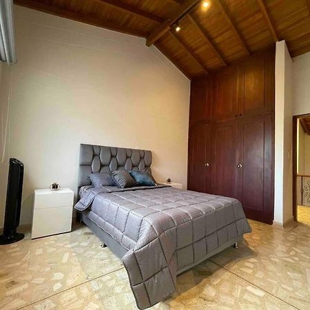 2-Story Penthouse, Tons Of Restaurants, Private Balconies Apartment Medellin Luaran gambar