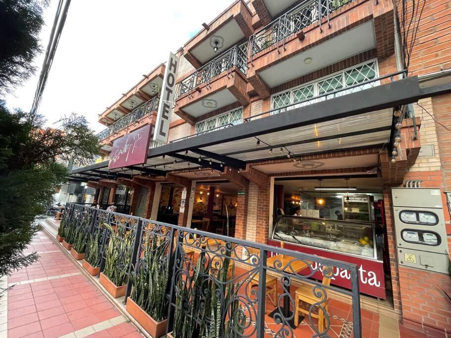 2-Story Penthouse, Tons Of Restaurants, Private Balconies Apartment Medellin Luaran gambar